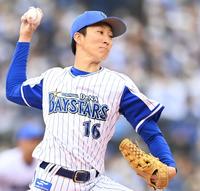 　力投する先発の大貫（撮影・飯室逸平）