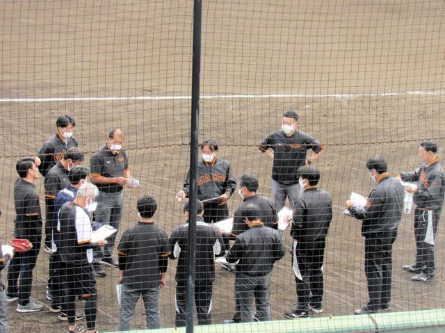 巨人が新人テスト　投手２人、野手２人が選考通過　大塚副代表「去年よりレベルは高い」