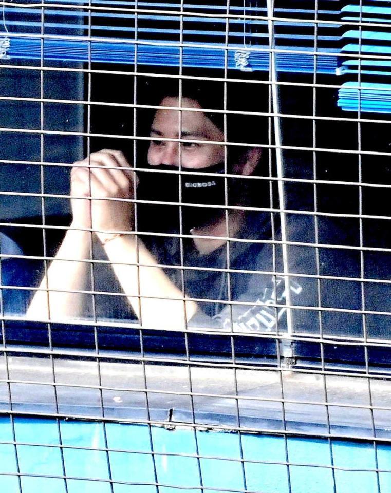 　フェニックスリーグを視察する新庄監督