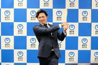 　楽天から指名あいさつを受けたＮＴＴ西日本・平良