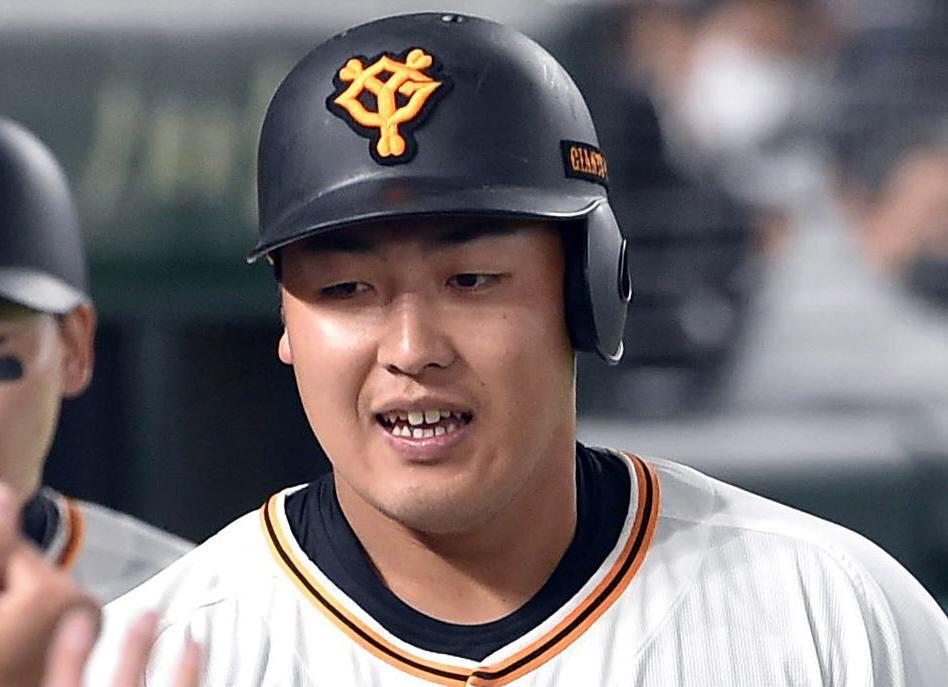 巨人・岡本 一塁で志願の特守 侍Jで出場可能性「準備だけは」/野球