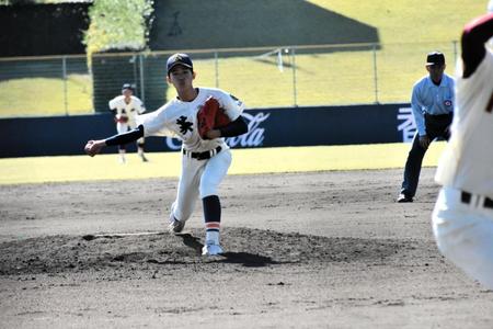 　２番手で好投した英明・下村健太郎
