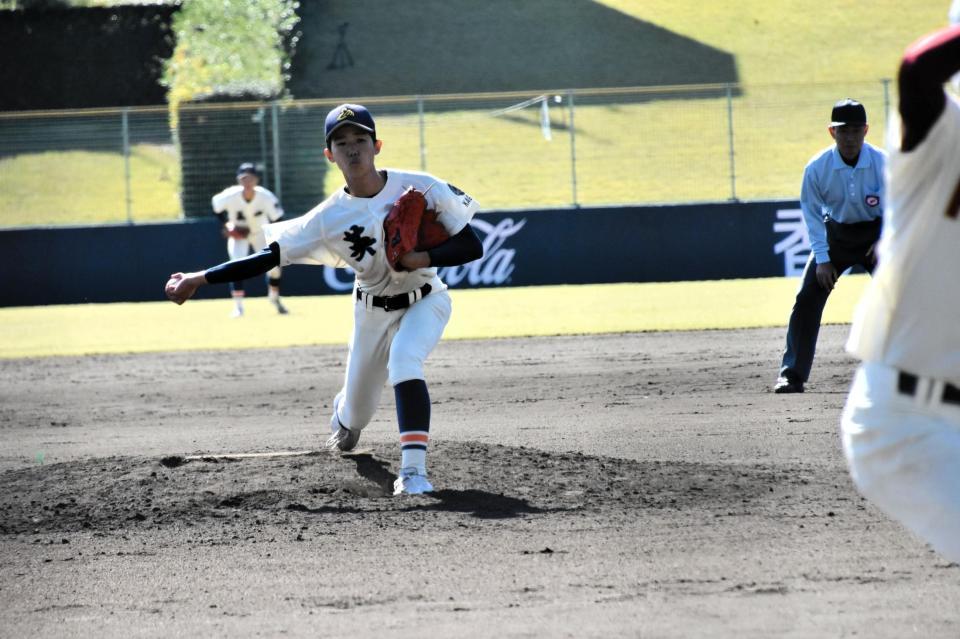 　２番手で好投した英明・下村健太郎
