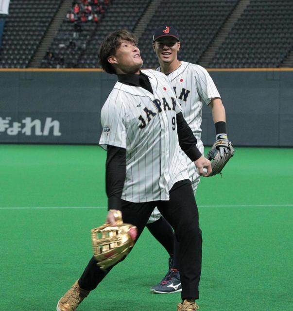 糸井嘉男氏が始球式 「やらなしょうがない！」 新庄監督の要望に応え