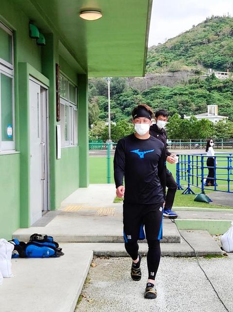 日本ハム・吉田輝星　楽天・則本へ弟子入り　２年越しのラブコールついに！