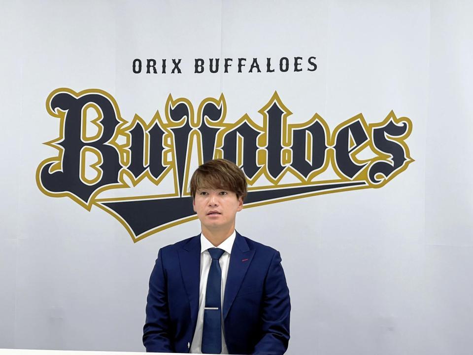 　契約更改を終えたＫ－鈴木