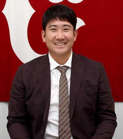 　契約更改を終えた菅野（球団提供）