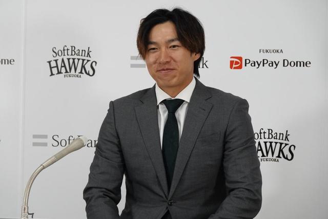 ソフトバンク・柳田悠岐「３０本塁打をクリアしたい」　来季７年契約４年目、現状維持でサイン