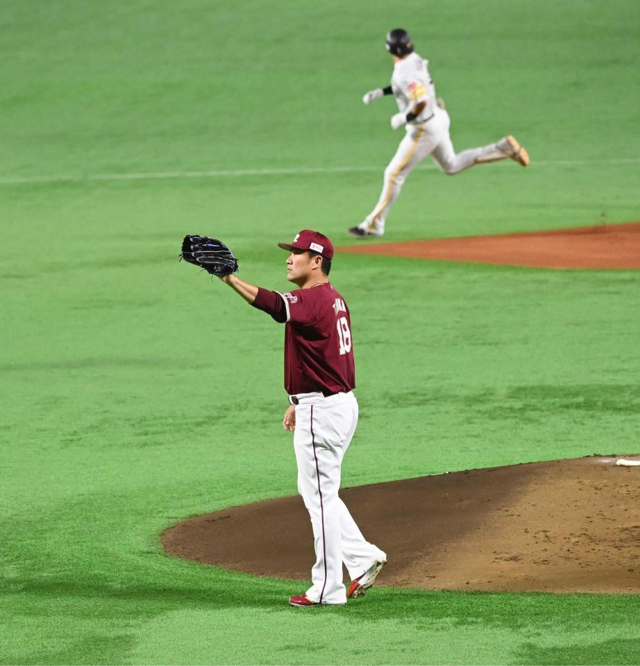 　対ソフトバンク６回戦の１回、柳田に先制ソロを許す田中＝６月１７日