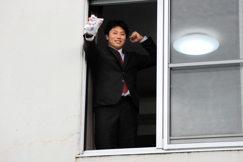 　入寮に塩を持ち込んだ、渡辺翔