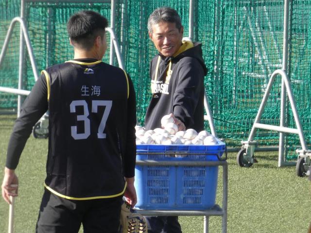ソフトバンク・小久保２軍監督が訓示「とにかく『強さ』を求めて」ドラ３生海に期待も
