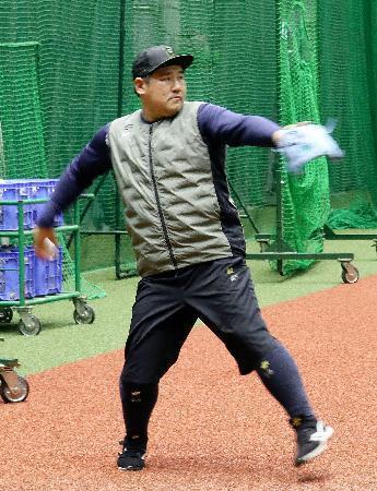 西武・中村がレギュラー奪還意欲　今季で４０歳「しっかり出たい」