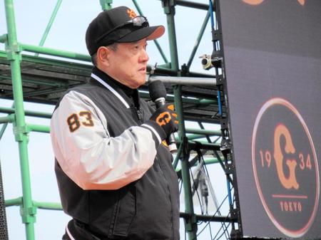 　トークイベントを行った原監督