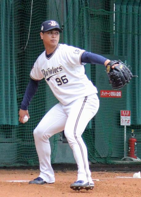 オリックス・宇田川　コーチ陣から“突貫工事”　ＷＢＣ球と日本の公式球を交互に投球