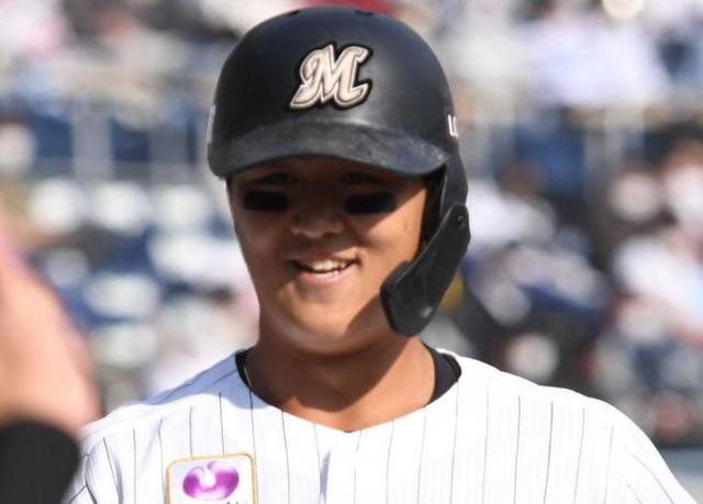 ロッテ・山口航輝が２打席連続本塁打！ヤクルトの侍Ｊ・高橋からも左中間２ラン