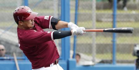 　ＤｅＮＡとの練習試合で本塁打を放つ浅村