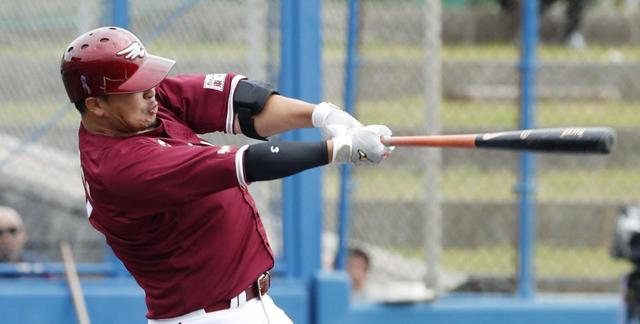 楽天・浅村　初実戦の初球一発に笑顔「幸先いい」