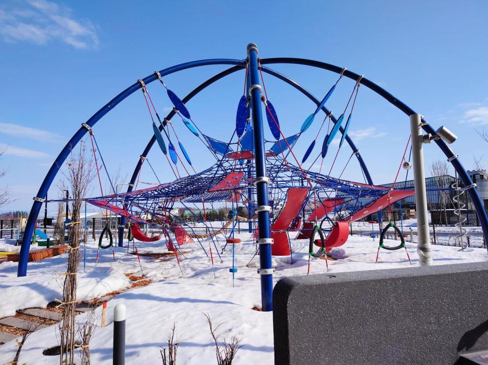 　球場内外１９３０㎡にわたる“あそび場”リポビタンキッズＰＬＡＹＬＯＴ　ｂｙボーネルンド