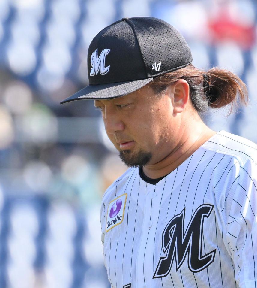 　５回に登板するも４失点を喫した沢村（撮影・伊藤笙子）