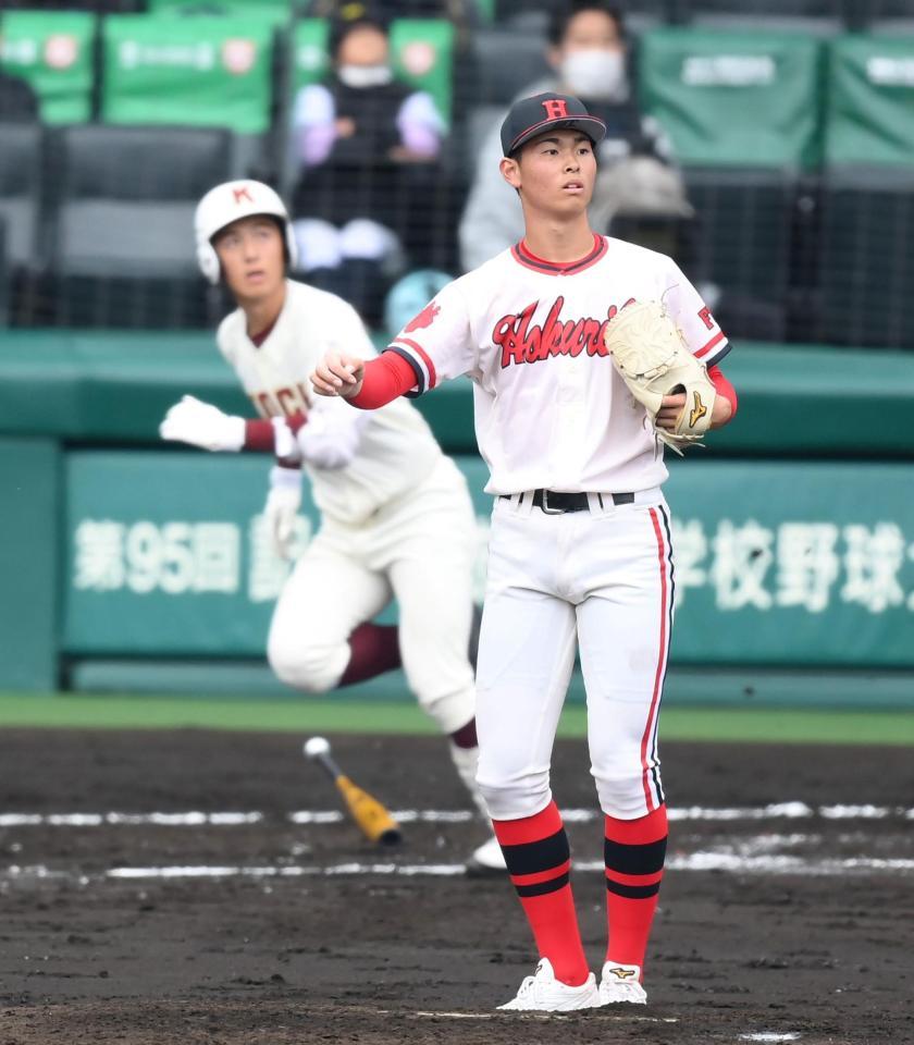 　２回、２点適時三塁打を浴びる北陸・友広陸（撮影・伊藤笙子）