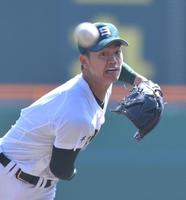 　力投する専大松戸・平野大地（撮影・伊藤笙子）