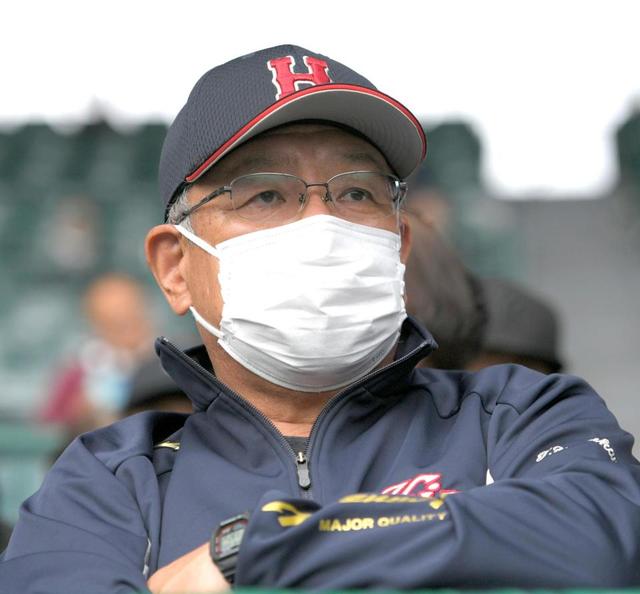 ２１世紀枠の氷見　昨年９月からコーチを務める元阪神の山川猛氏「善戦して、頑張ってくれた」