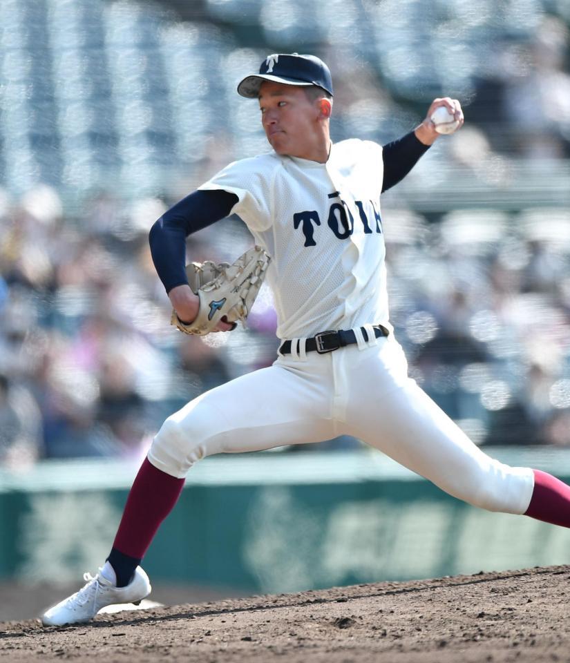 　８回途中から登板し能代松陽の追撃を阻止した大阪桐蔭・前田悠伍（撮影・開出牧）