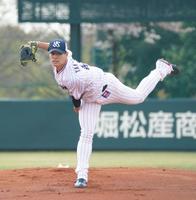 　ＷＢＣを終えてチームに合流してから初先発し、４回１失点の力投を見せた高橋（撮影・高石航平）