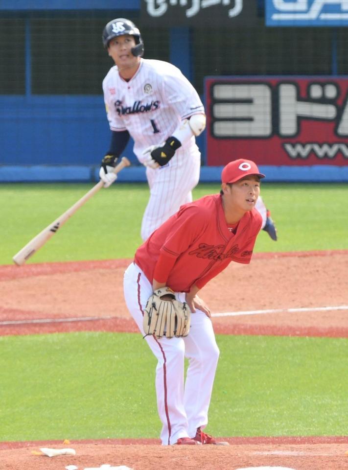 　３回、山田に同点２ランを浴びた玉村（撮影・佐々木彰尚）