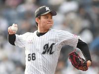 　７回から登板し１回１失点もプロ入り初勝利を挙げた中森（撮影・開出牧）