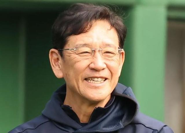 侍Ｊ栗山監督　世界一の瞬間　大谷の帽子投げ見逃してた「トラウトしか見てなくて」準決・村上劇打も「見えてない」