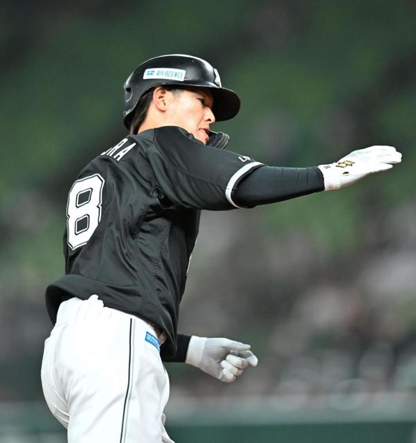 ロッテ・中村奨　通算１０００試合出場＆自ら祝砲先制２ラン「サポートのおかげ」