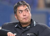 　白井一行審判員