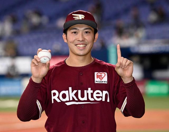 楽天・ドラ4の伊藤茉央がプロ初勝利 サイドスロー右腕 ウイニング