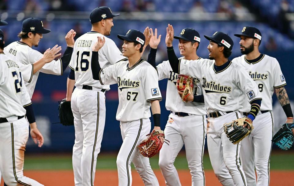 楽天に勝利したオリックスナイン