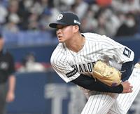 　先発し力投する山下（撮影・石井剣太郎）