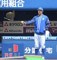 　初登板を前にトレーニングをするバウアー（撮影・伊藤笙子）