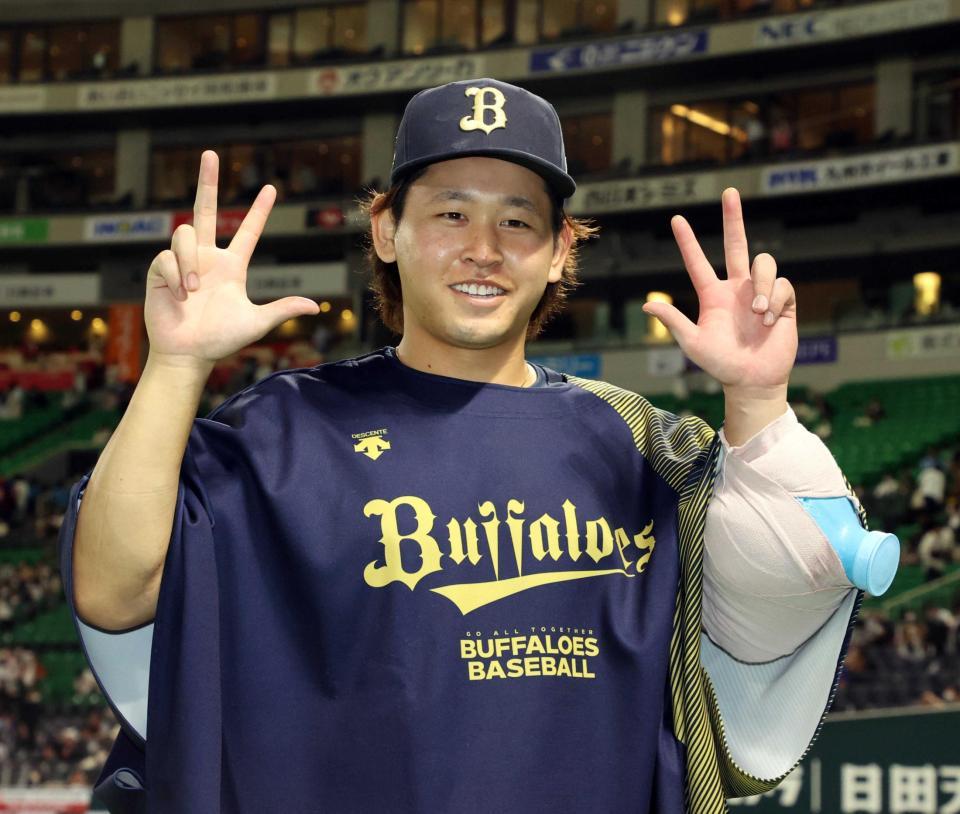 　３勝目を挙げて笑顔の宮城（撮影・栗木一考）