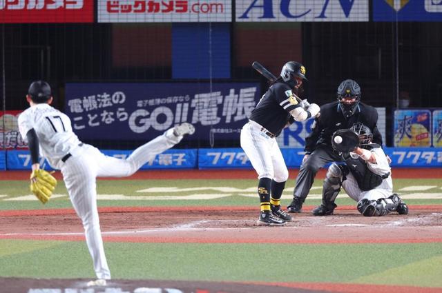 ロッテ・佐々木朗希が四回で早くも２桁１０Ｋ！驚異的なペースで量産　強風でボールの変化量増大？