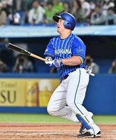 　２回、牧が左越えに満塁本塁打を放つ