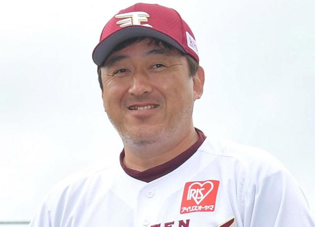 楽天・石井監督が１ボールから勝負手で追加点奪取　二盗成功後の四回１死二、三塁で小深田に代打・西川