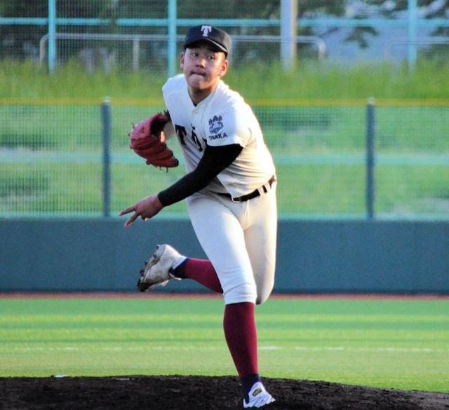 大阪桐蔭が決勝へ　１８８センチ大型左腕の安福が１２イニング無失点と躍動