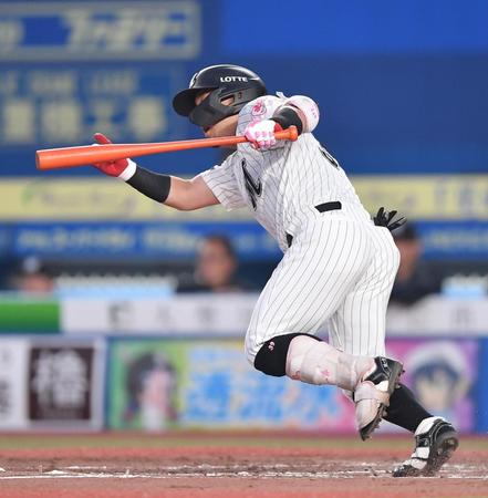 　３回、左前打を放つ大下（撮影・開出牧）