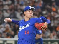 　巨人打線相手に力投する高橋宏（撮影・佐々木彰尚）