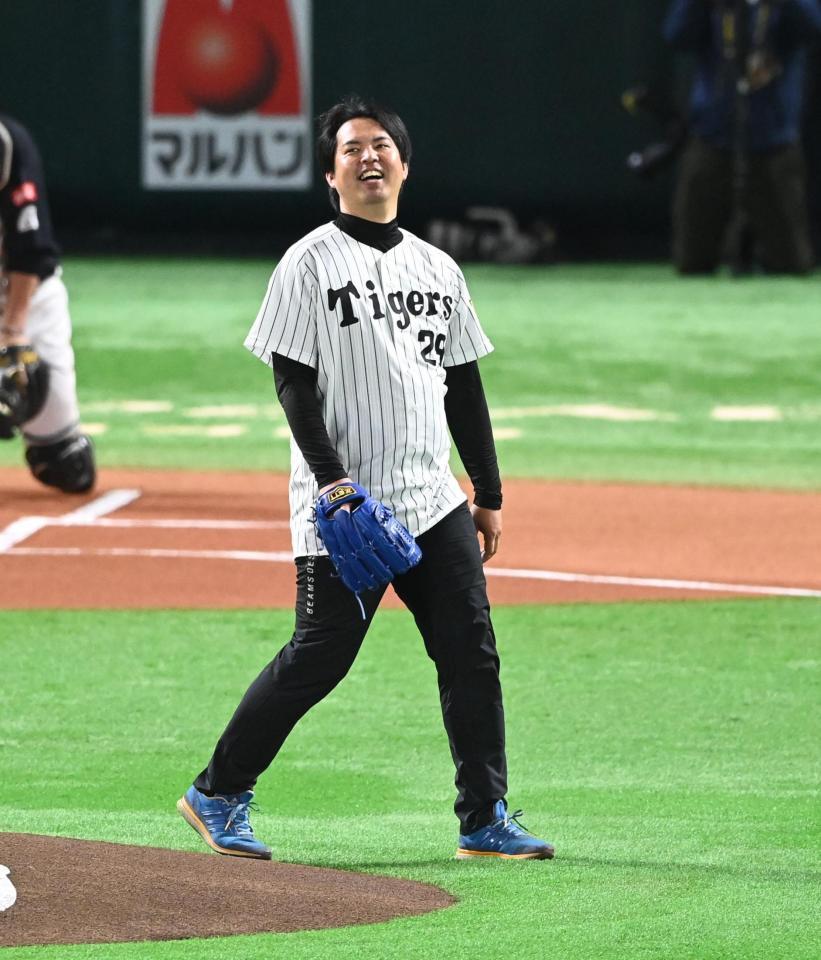 　松中信彦氏と１打席勝負を行った井川慶氏