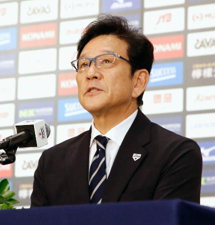 栗山英樹氏が代表監督退任会見　ＷＢＣ優勝「思い切りやれた」