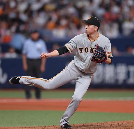 　先発し力投する戸郷（撮影・山口登）