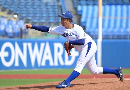 　力投する先発の白鷗大・山田怜卓（撮影・伊藤笙子）