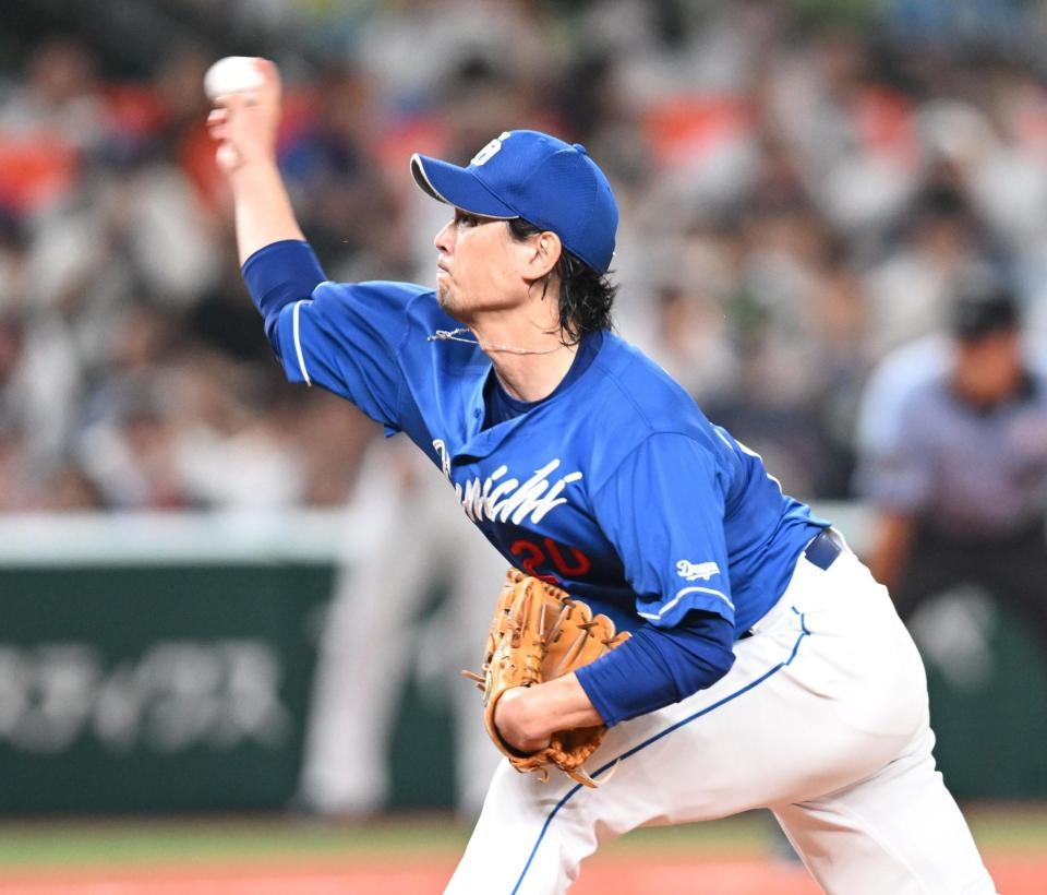 　力投する涌井（撮影・金田祐二）