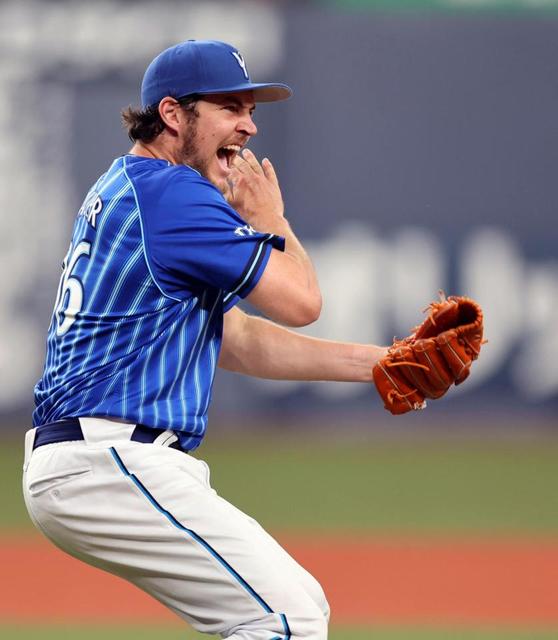 【写真】守護神も絶叫！初登板前にいろいろあったけど気迫のセーブ！